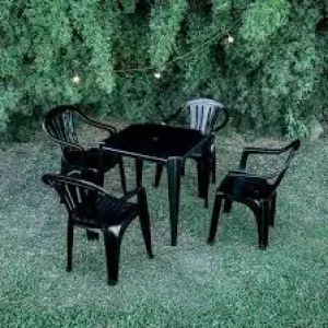 POLTRONA PLASTICA MOR PRETA